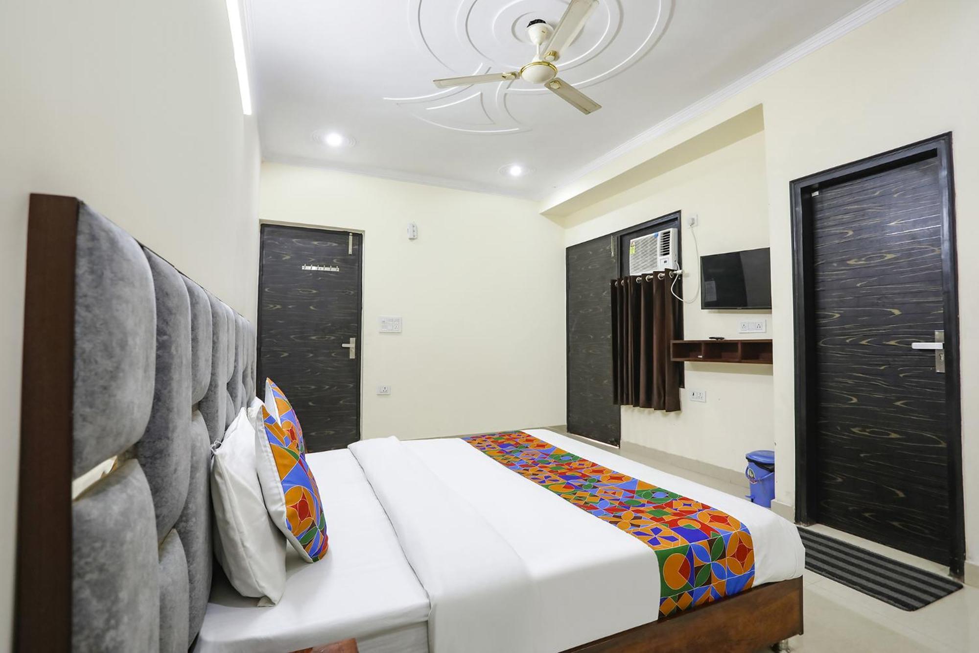 Fabexpress Asp Royal Residency Inn- Janakpuri Делхи Екстериор снимка