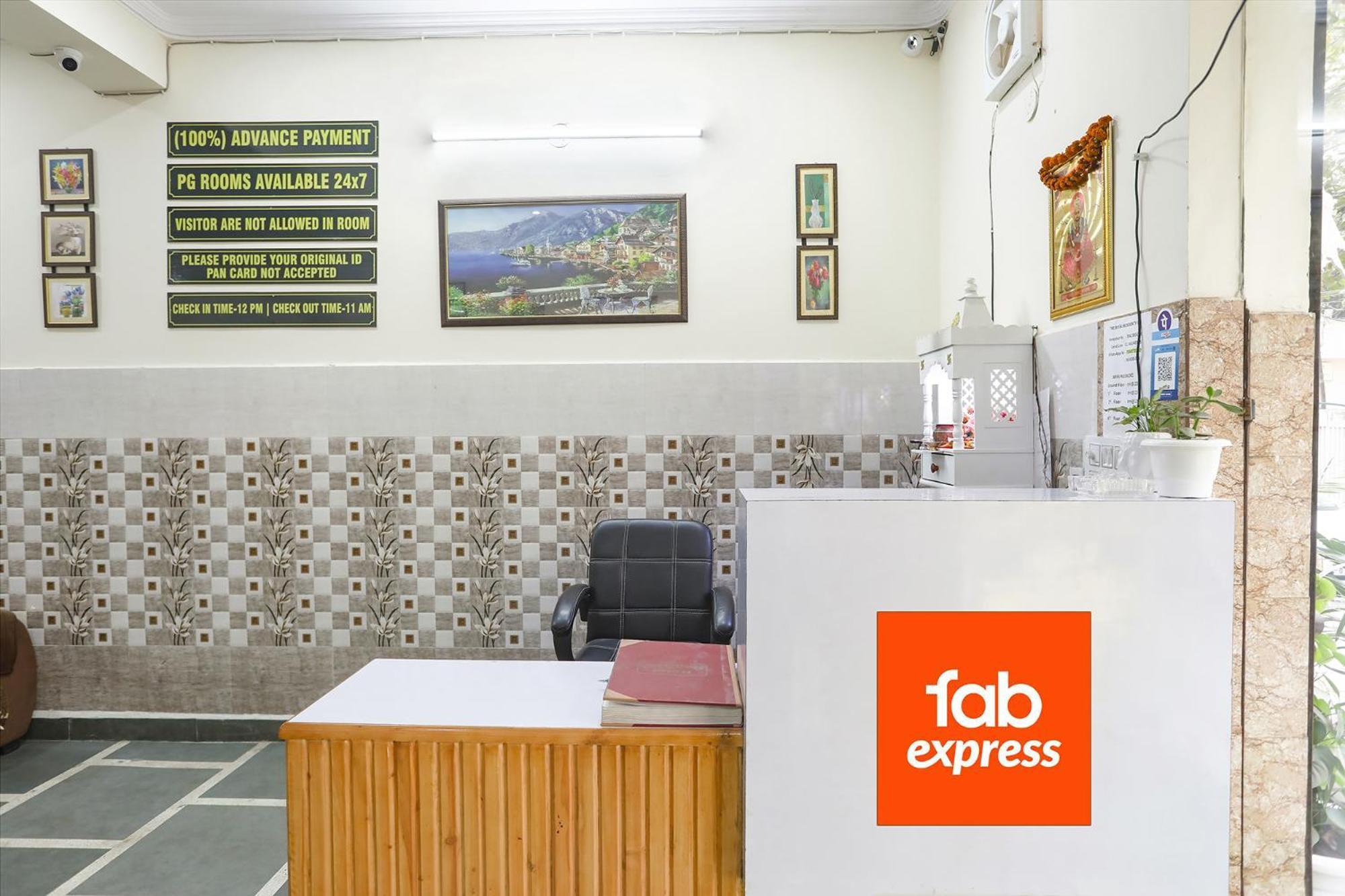 Fabexpress Asp Royal Residency Inn- Janakpuri Делхи Екстериор снимка